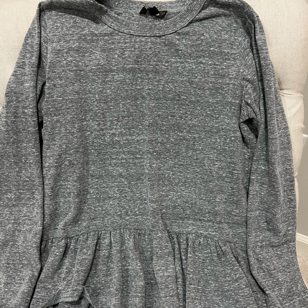 Peyton Jensen (Evereve) size SMALL top